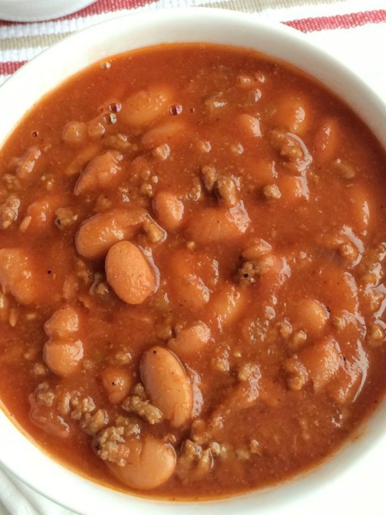 With so many variations of chili the classic version often gets overlooked. Not this one! This is the best classic chili. It's thick, rich, loaded with tomato flavor, lots of beef, and plenty of beans. It's sweet, warm, spicy (in flavor not heat), and so perfect with some sour cream and shredded cheddar cheese.