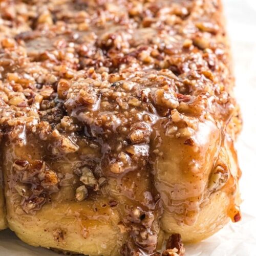 Pecan caramel roll log nut