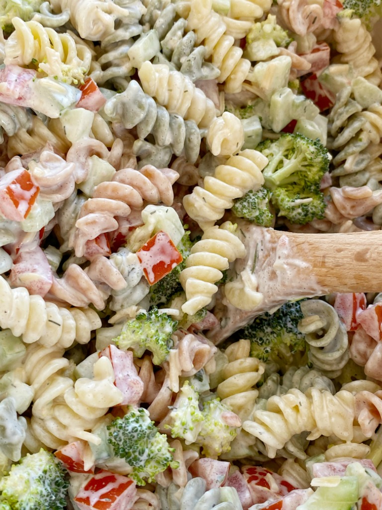 Ranch Pasta Salad is the best pasta salad side dish! Rotini noodles, cucumber, tomato, broccoli, parmesan cheese with an easy dressing of ranch. Everyone will love this pasta salad!