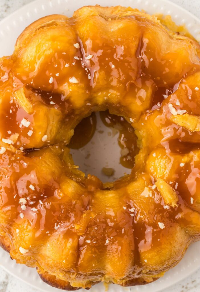 Top view of the baked monkey bread 