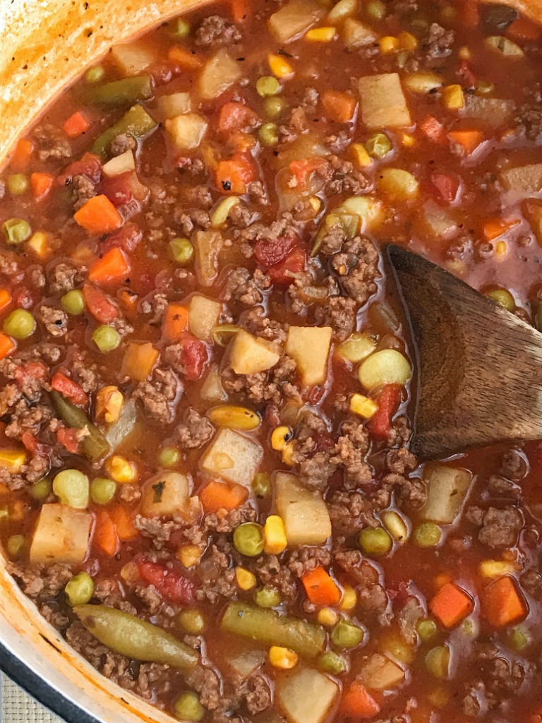 Tomato Hamburger Vegetable Soup Together As Family