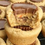 Reese's Peanut Butter Cookie Cups | Peanut Butter Cookies | Reese's | Peanut butter cookie cups filled with a Reese's chocolate peanut butter candy. #dessert #dessertrecipes #easydessertrecipe #recipe #peanutbutter #reeses