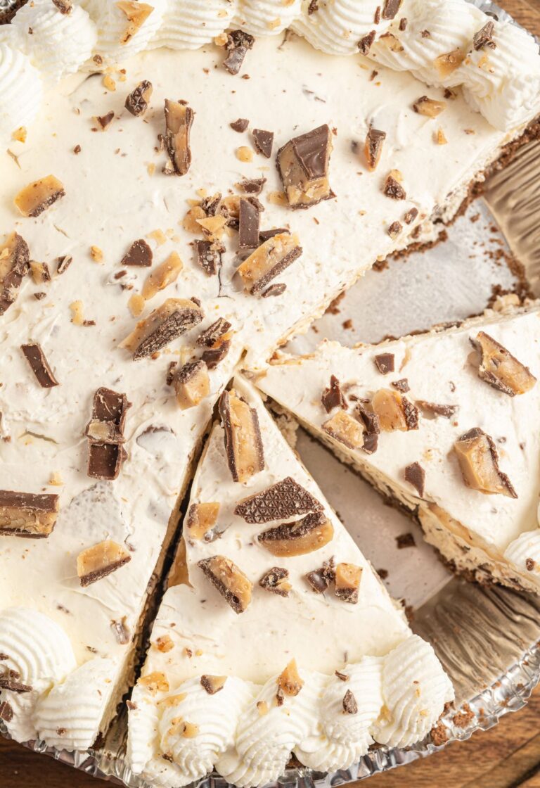 No-Bake Toffee Cheesecake Pie (With Heath Chocolate Bars)