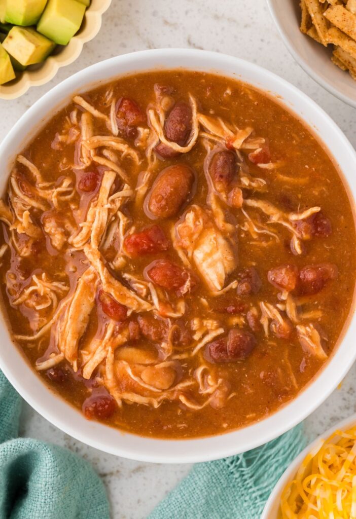 Bowl of soup with no toppings on it