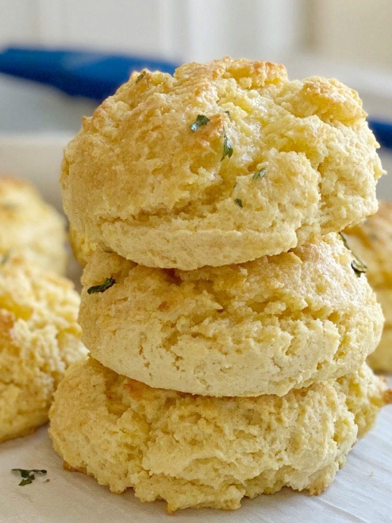 Cornbread Biscuits are easy drop biscuits that can be made in just minutes. Butter and sour cream make these cornbread biscuits so moist and buttery.