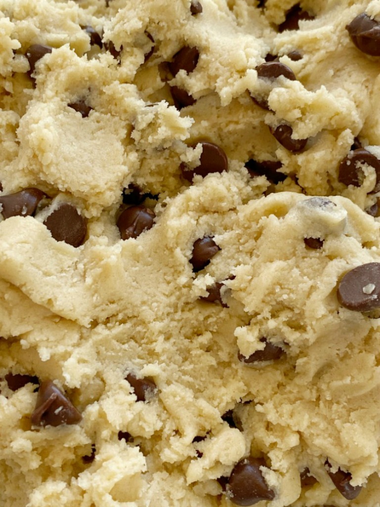The best Chocolate Chip Cookie Recipe! No chilling required and only one bowl. Ultra thick and super soft recipe for a classic chocolate chip cookie.
