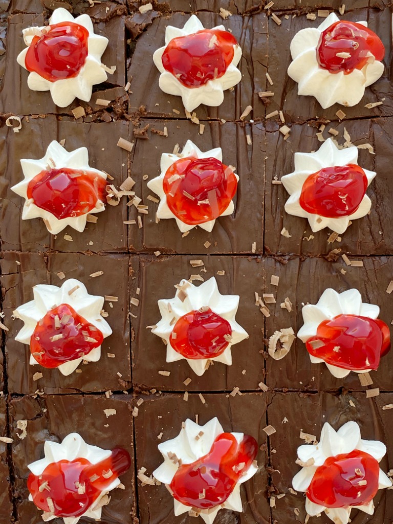 Easy Chocolate Cherry Cake