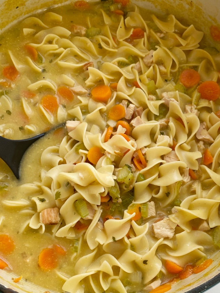 Chicken Noodle Soup cooks on just one pot! Cooked chicken, egg noodles, fresh veggies simmer in one pot in a seasoned chicken broth base. So warm and comforting and even kids will love this easy chicken noodle soup recipe.