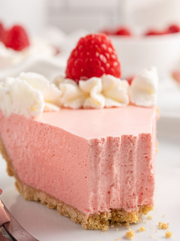 No Bake Jello Pie Together as Family