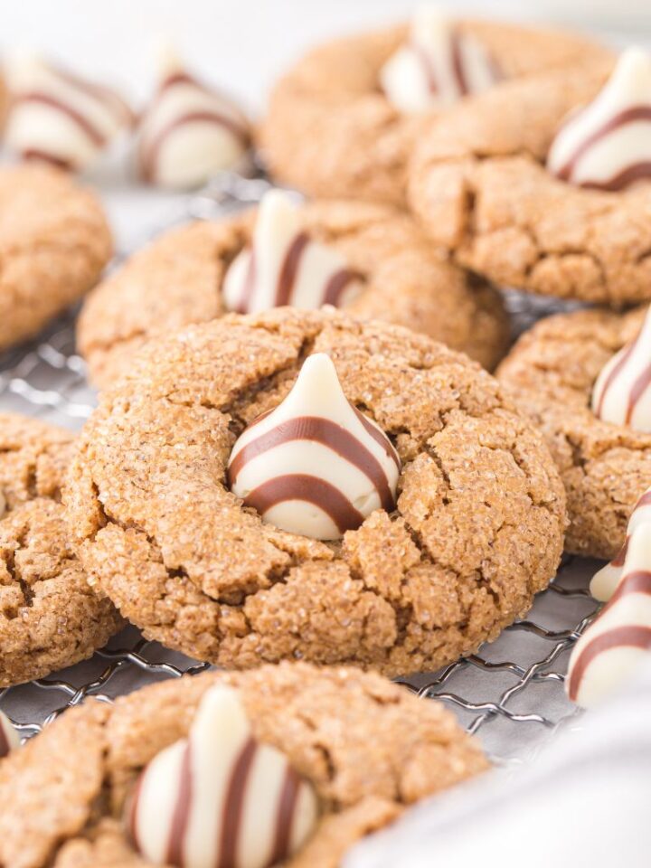 Gingerbread Kiss Cookies Together as Family