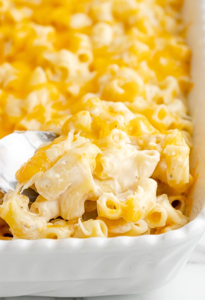 A scoop of this Mac and cheese inside the baking dish. 