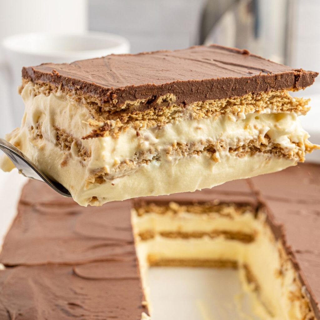 A serving spatula with a slice of this icebox cake.