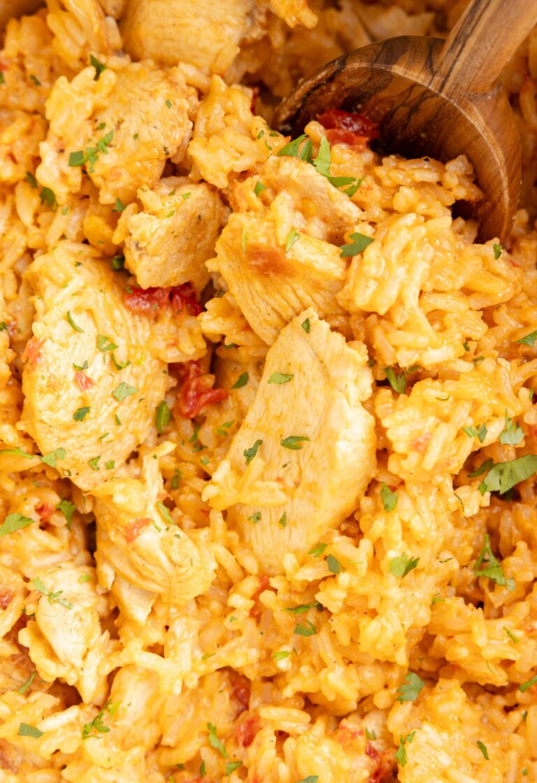 Easy One Pot Queso Chicken and Rice