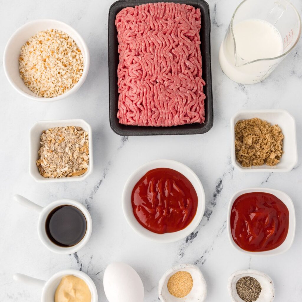 Ingredients for this meatloaf recipe