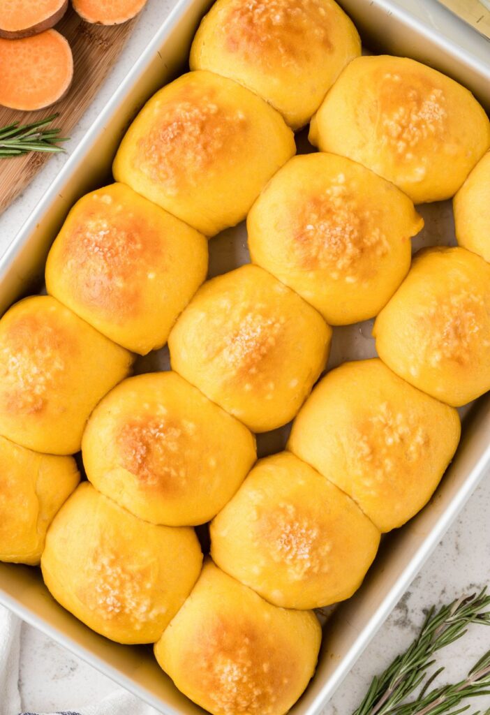 Overhead pic of the baked rolls