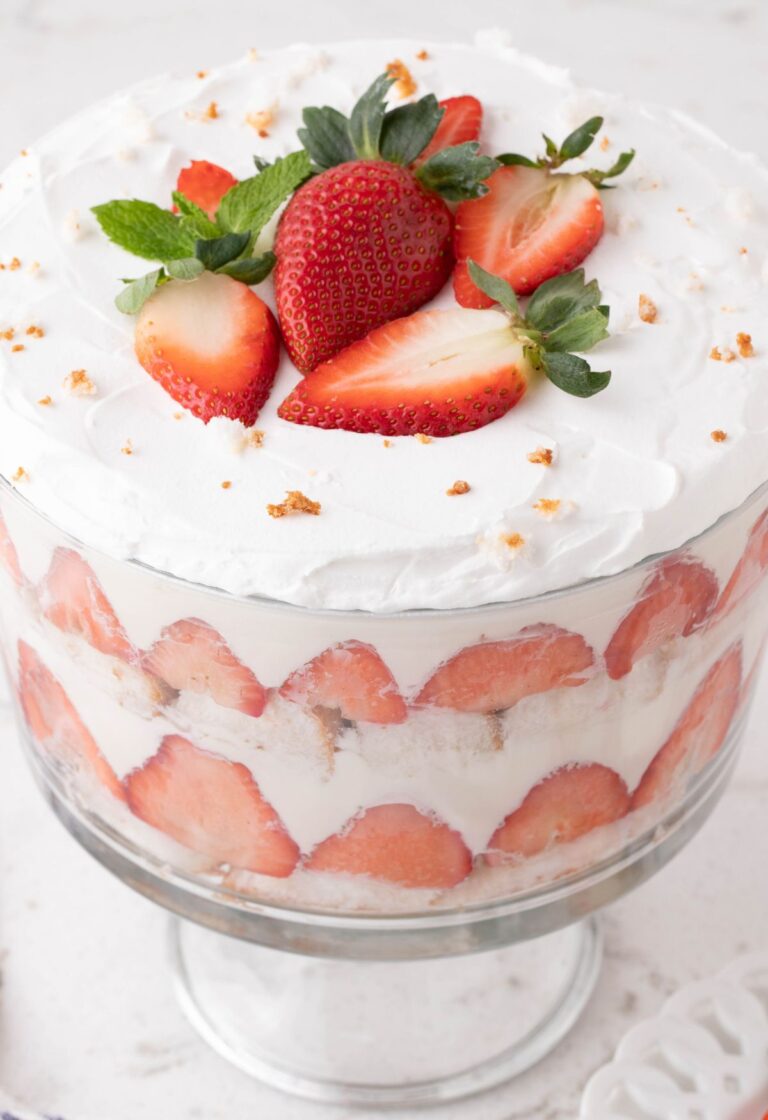 EASY Angel Food Cake Strawberry Trifle Recipe