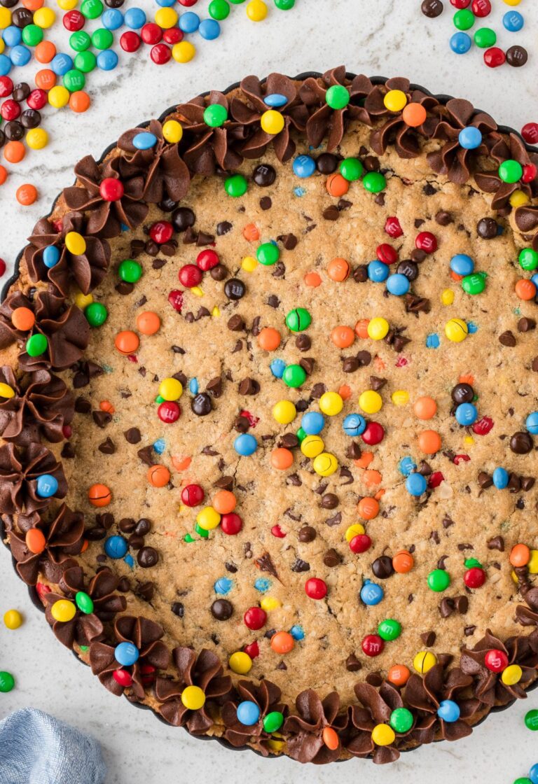 The baked giant cookie