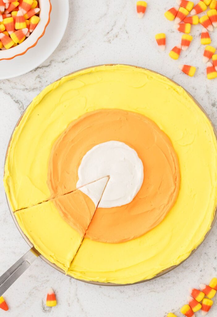 A dessert pizza for halloween 