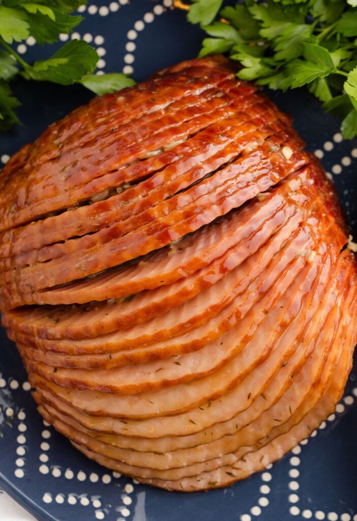 Top view of the spiral sliced ham
