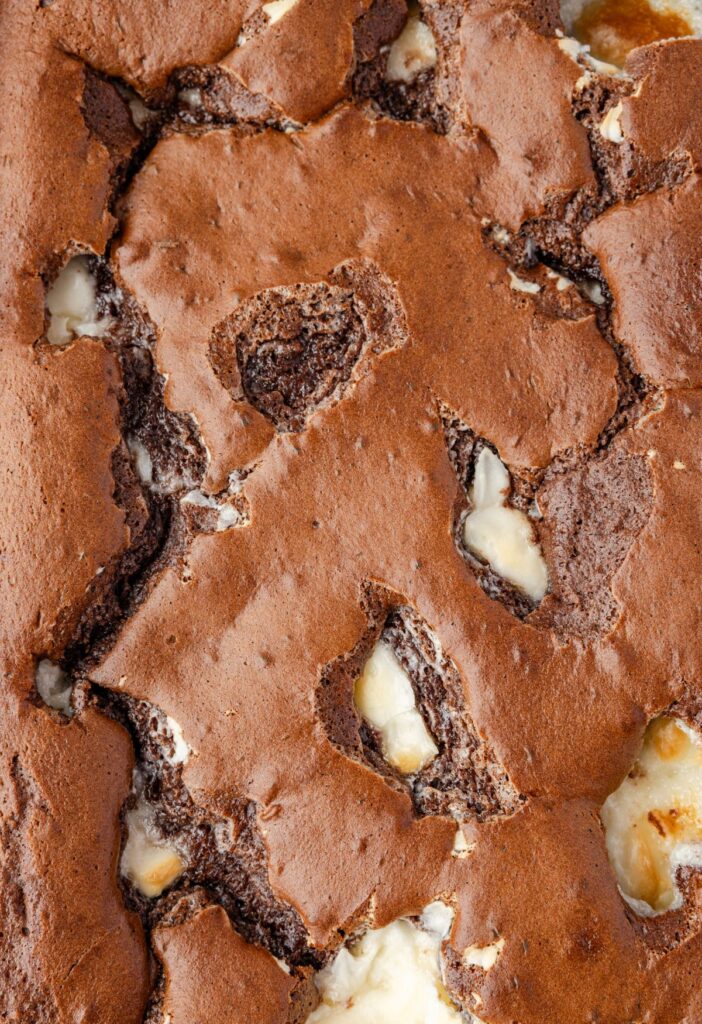 Close up picture of the top of the cake