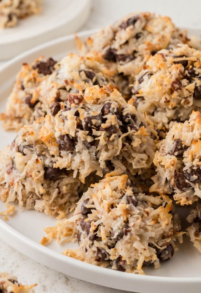 Side view of a plate of cookies