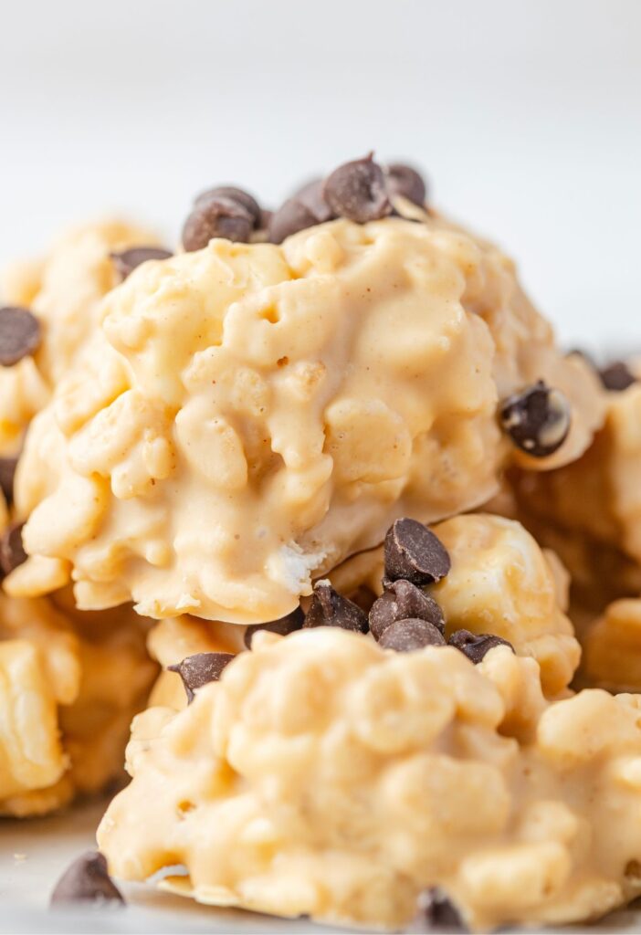 Stack of avalanche cookies with peanut butter and crispy cereal.