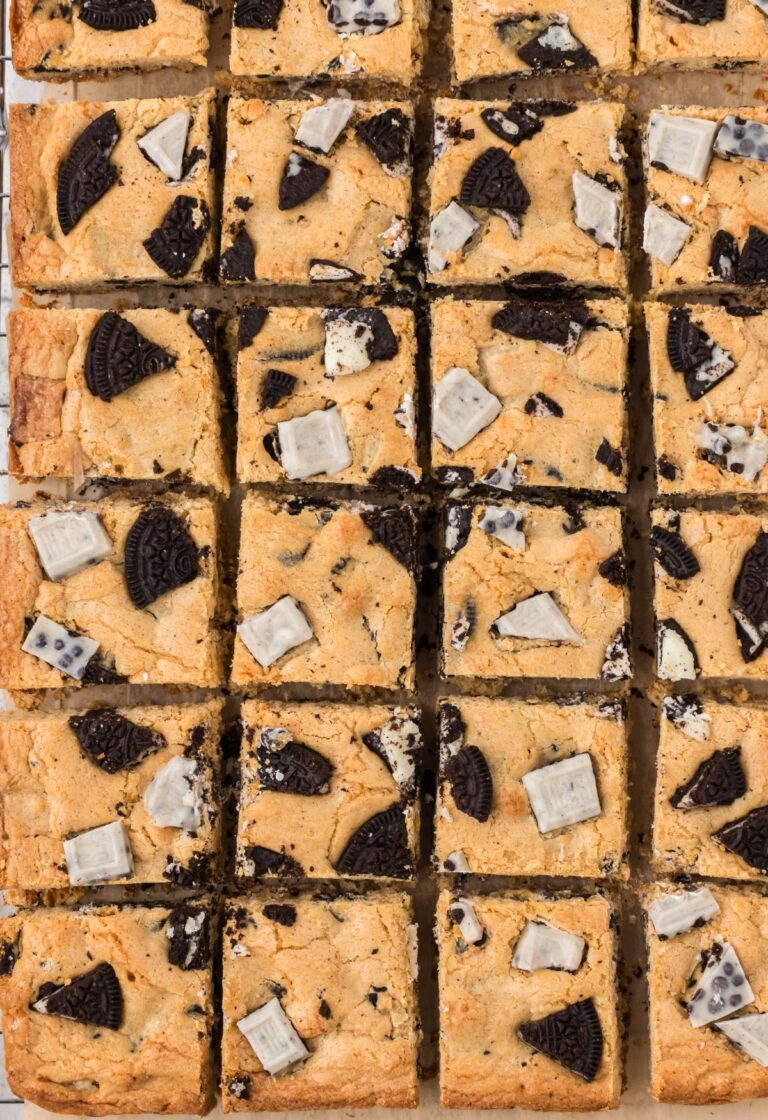 Squares of the blondie bars lined up