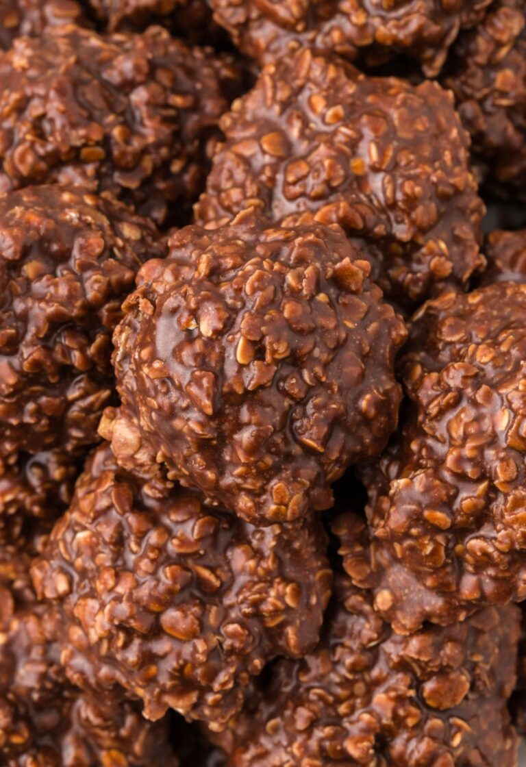 Close up photo of the no bake cookies in a pile.