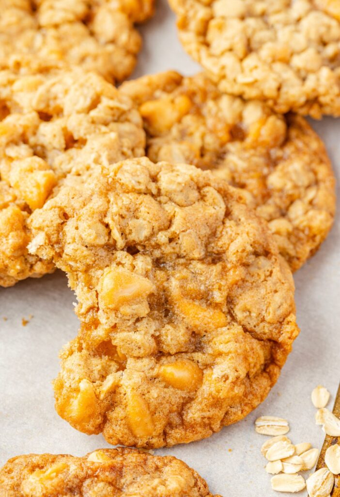 Hero image of the oatmeal scotches that have been baked and cooled.