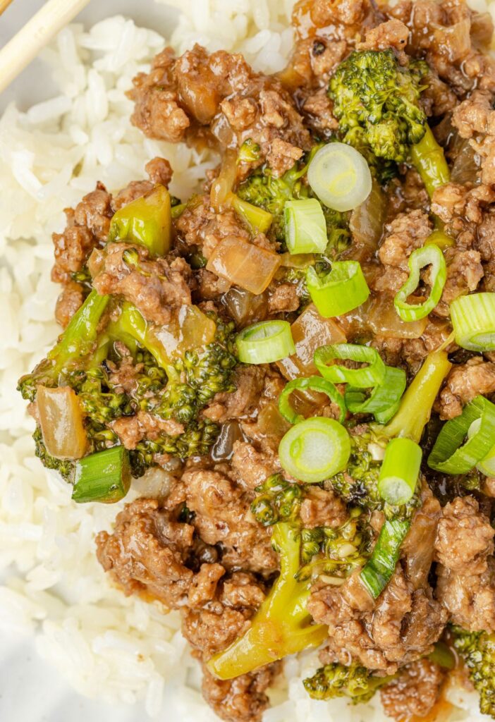 Top view of the beef and broccoli on top of rice