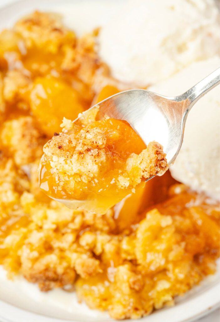 A spoon of the cobbler