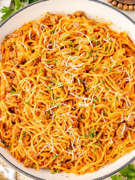 Overhead pic of the pot of spaghetti