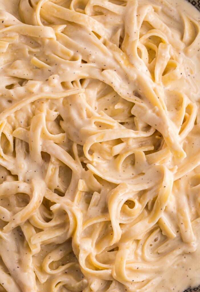 Close up of the Alfredo sauce