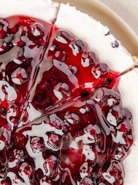Top of the cheesecake cut into slices