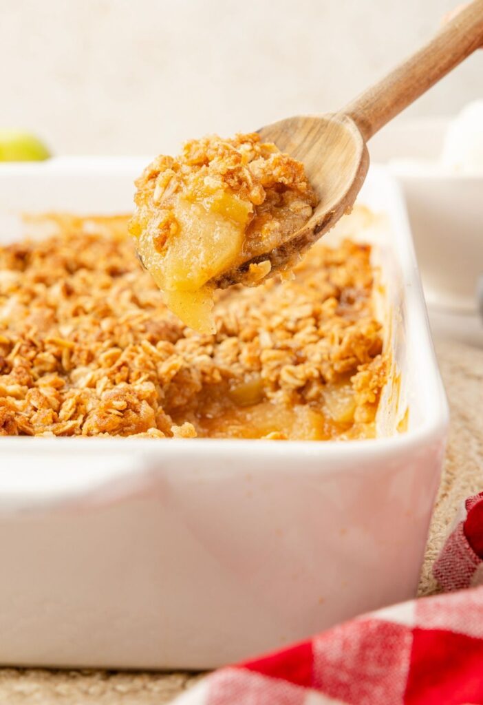 side view of the pan of apple crisp