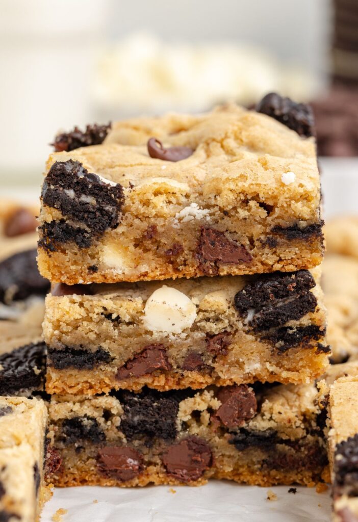 Stack of the Oreo cookie bars